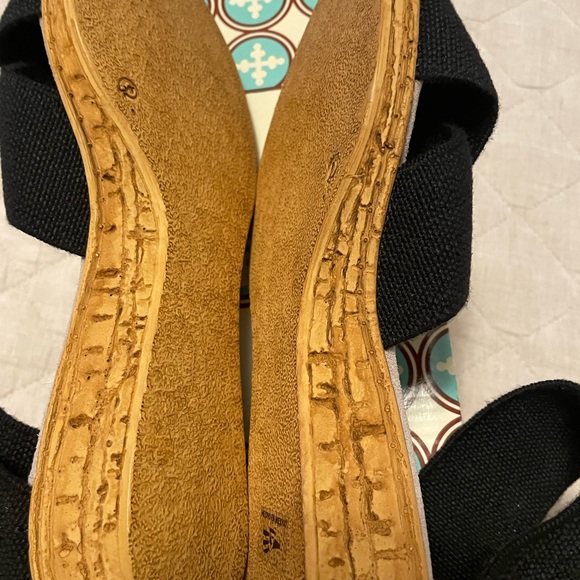 BRAND NEW CHARLESTON SHOE CO- style Peachtree  ordered wrong size - Picture 2 of 4